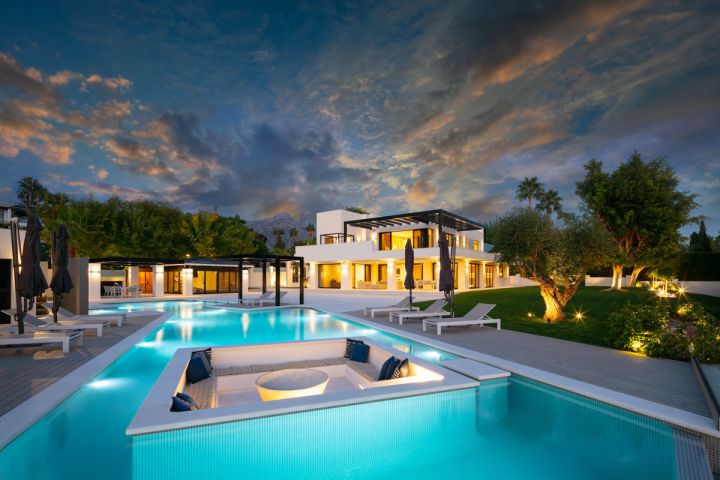 Villa Daniela - Contemporary Villa with Top-Tier Finishes in La Cerquilla