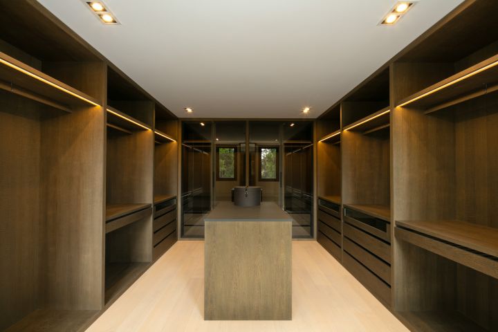 Villa Daniela - Contemporary Villa with Top-Tier Finishes in La Cerquilla