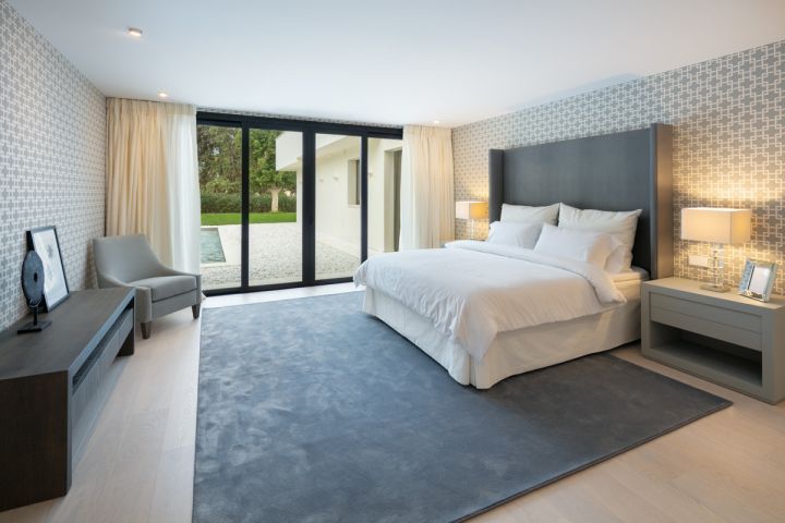 Villa Daniela - Contemporary Villa with Top-Tier Finishes in La Cerquilla