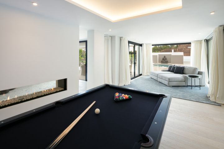 Villa Daniela - Contemporary Villa with Top-Tier Finishes in La Cerquilla