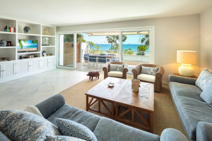 Los Granados 2 - Duplex Penthouse with Prime Location in Los Granados