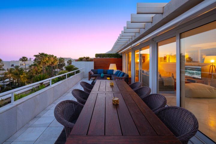 Los Granados 2 - Duplex Penthouse with Prime Location in Los Granados
