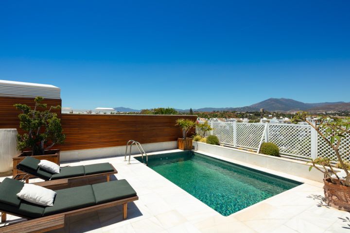 Los Granados 2 - Duplex Penthouse with Prime Location in Los Granados