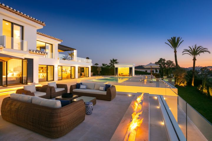 Villa Elba - Home with Andalusian Charm in Los Naranjos Golf