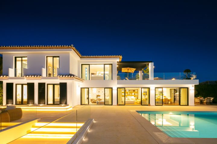Villa Elba - Home with Andalusian Charm in Los Naranjos Golf