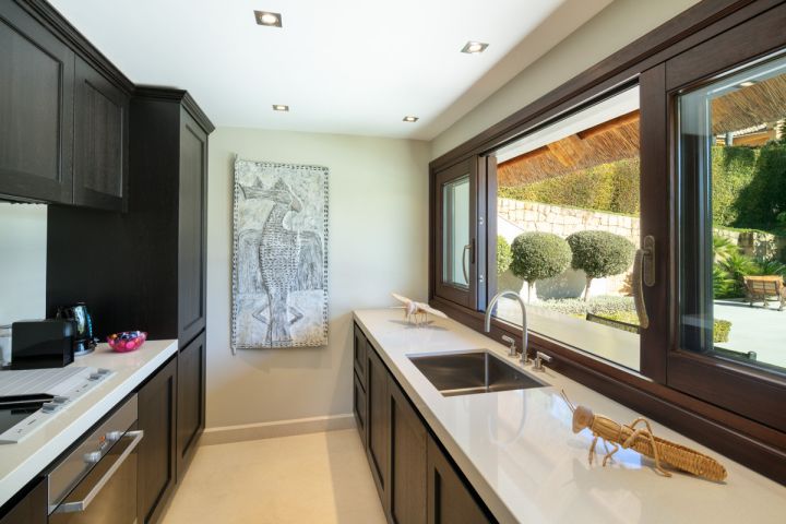 Villa avec 5 chambres et 5 salles de bain - Maison moderne exclusive avec vue panoramique