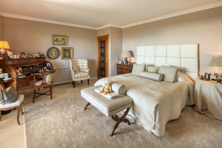 Villa avec 5 chambres et 5 salles de bain - Maison moderne exclusive avec vue panoramique