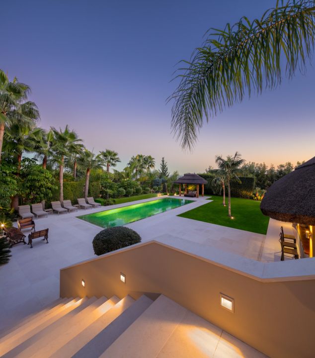 Villa avec 5 chambres et 5 salles de bain - Maison moderne exclusive avec vue panoramique