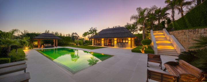 Villa avec 5 chambres et 5 salles de bain - Maison moderne exclusive avec vue panoramique
