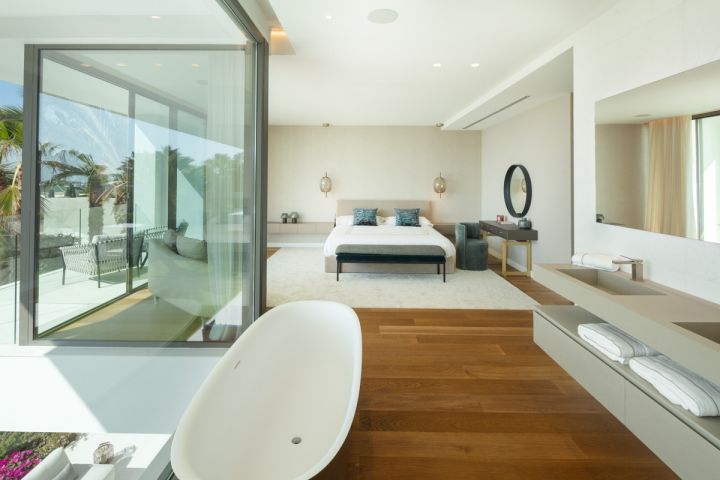 La Cerquilla 42 - Impressive Exclusive Villa with Top-Tier Finishes in La Cerquilla