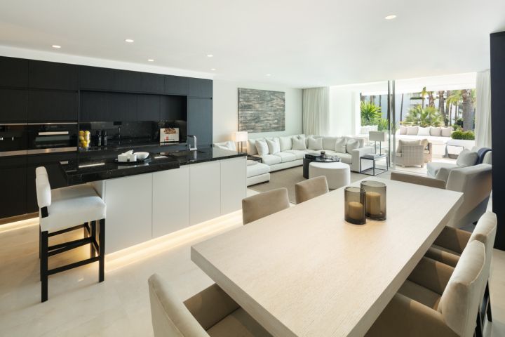 Ground Floor Apartment avec 3 chambres et 3 salles de bain - Maison de luxe à Marina Puente Romano