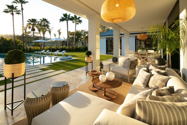 Brisas - Impressive Luxury Home in a Gated Community