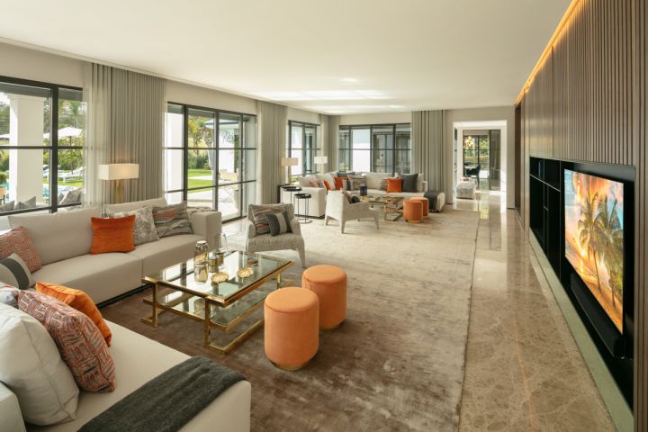 Brisas - Impressive Luxury Home in a Gated Community