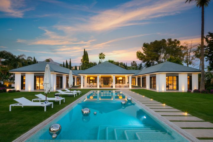 Brisas - Impressive Luxury Home in a Gated Community