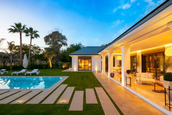 Brisas - Impressive Luxury Home in a Gated Community