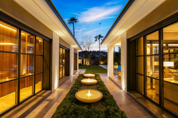 Brisas - Impressive Luxury Home in a Gated Community