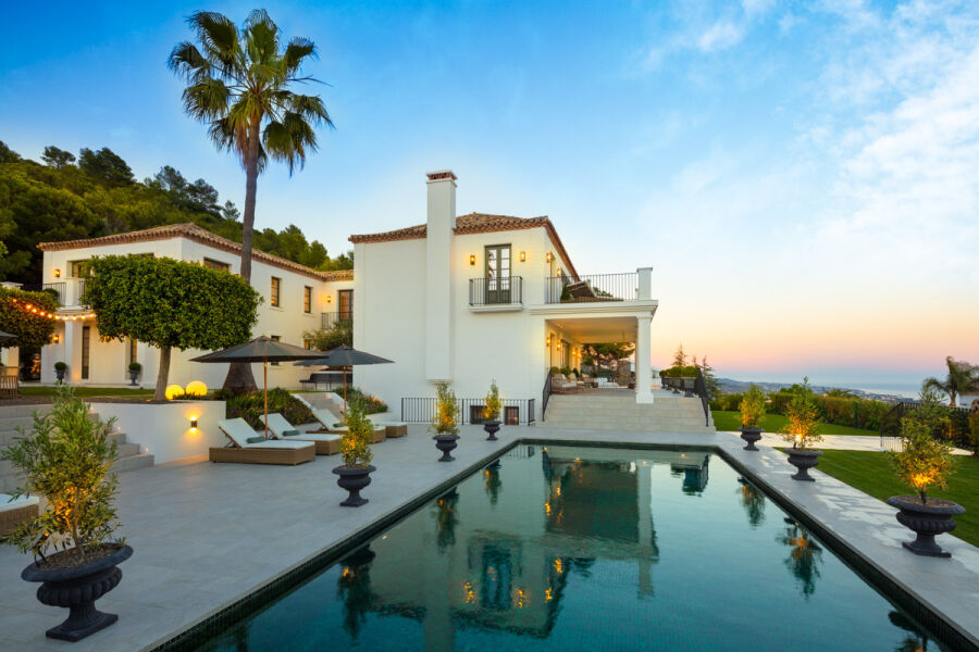 Casa Arbequina - Luxurious Contemporary Property with Stunning Sea Views
