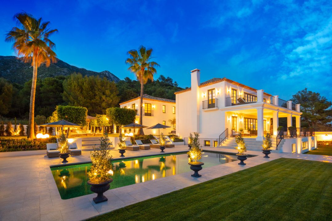 Villa con 6 dormitorios y 7 baños - Lujosa propiedad contemporánea con impresionantes vistas al mar