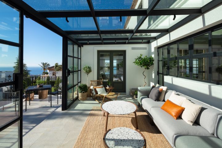Villa con 6 dormitorios y 7 baños - Lujosa propiedad contemporánea con impresionantes vistas al mar