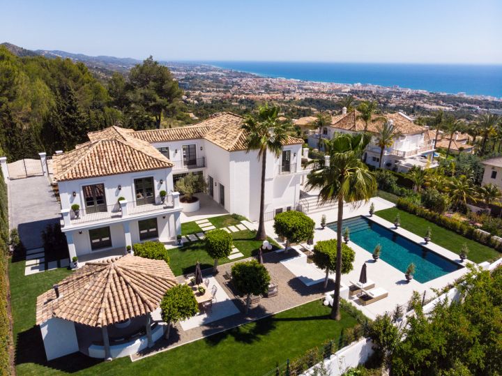 Villa con 6 dormitorios y 7 baños - Lujosa propiedad contemporánea con impresionantes vistas al mar