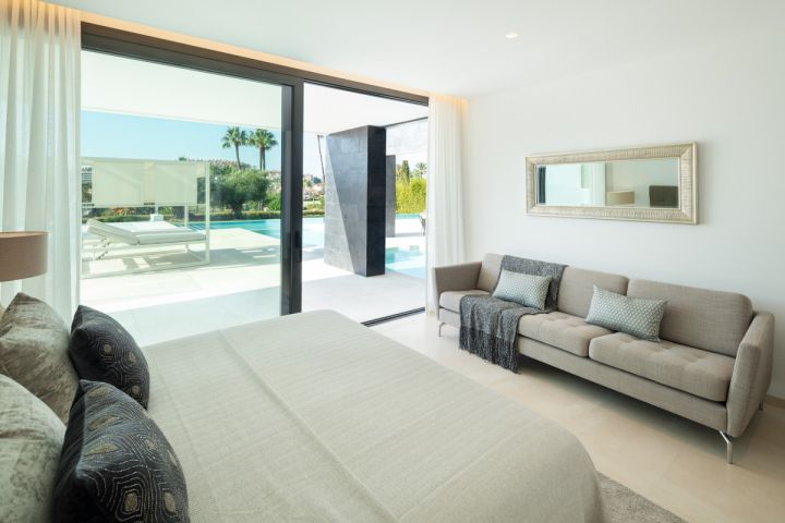 Villa avec 6 chambres et 8 salles de bain - Propriété spacieuse avec vue imprenable sur la mer
