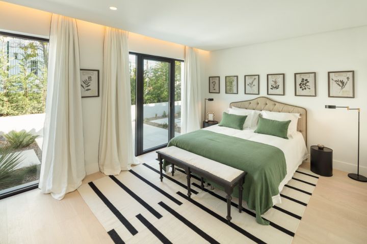 Aloha 144 - Charming Modern Home featuring Modern Design