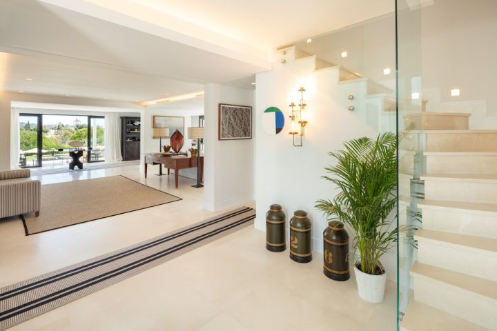 Aloha 144 - Charming Modern Home featuring Modern Design