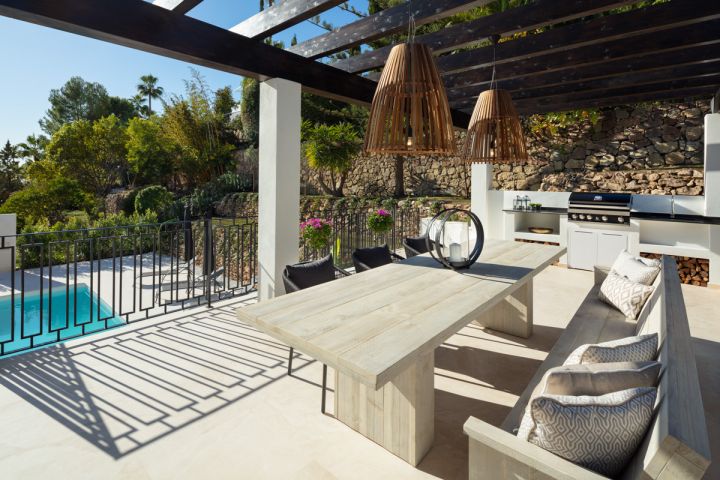 Hill Club 33 - Elegante propiedad con encanto andaluz en Los Naranjos Hill Club