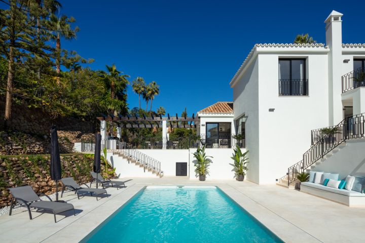 Hill Club 33 - Elegante propiedad con encanto andaluz en Los Naranjos Hill Club