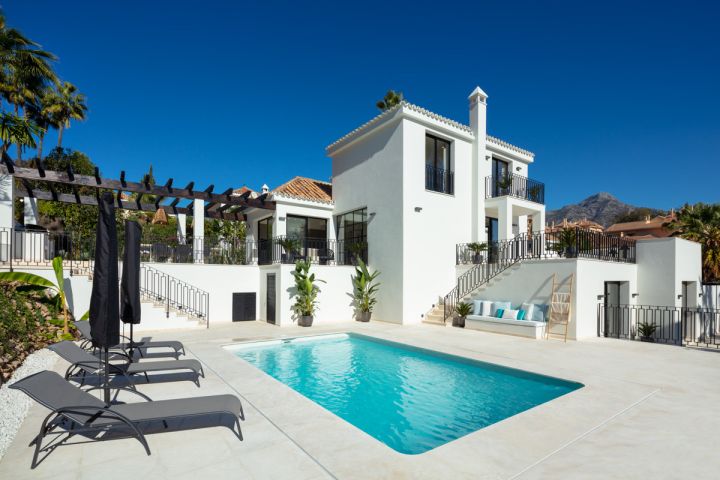 Hill Club 33 - Elegante propiedad con encanto andaluz en Los Naranjos Hill Club