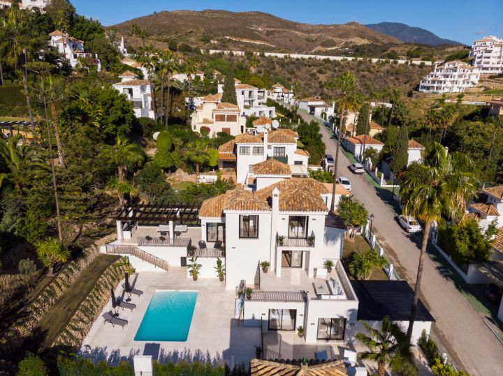 Hill Club 33 - Elegante propiedad con encanto andaluz en Los Naranjos Hill Club