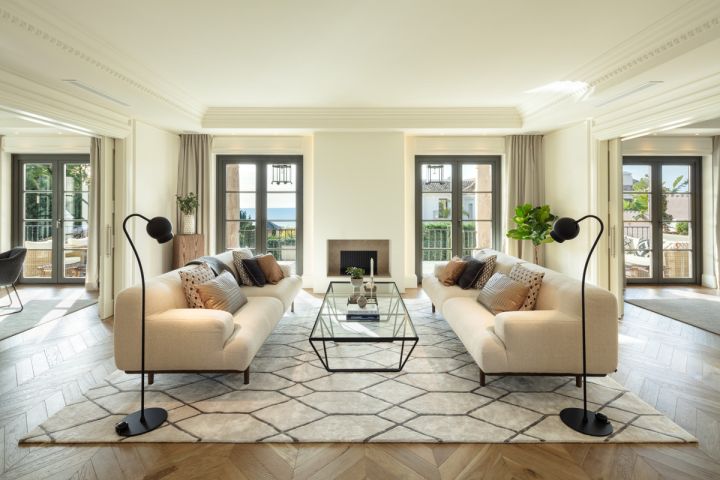 Casa Hedera - Modern Exclusive Villa in a Gated Community