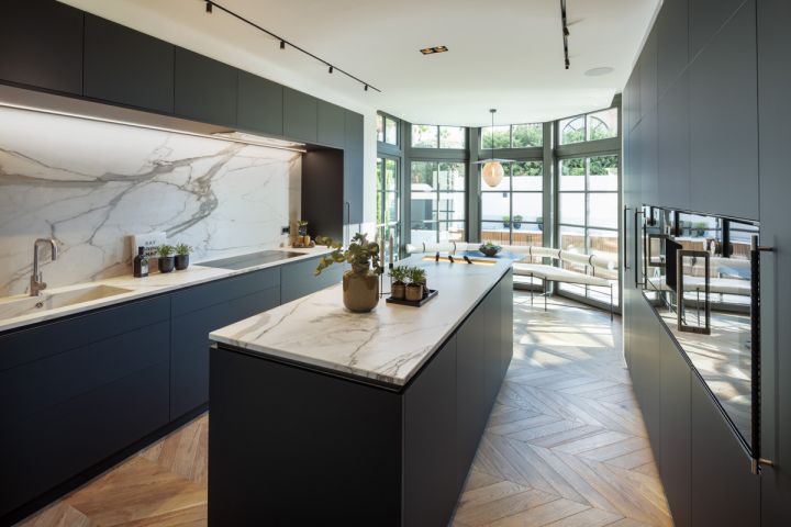 Casa Hedera - Modern Exclusive Villa in a Gated Community