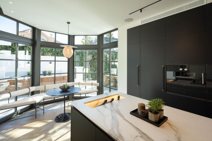 Casa Hedera - Modern Exclusive Villa in a Gated Community