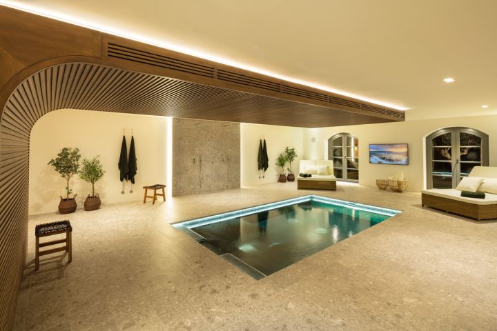 Casa Hedera - Modern Exclusive Villa in a Gated Community