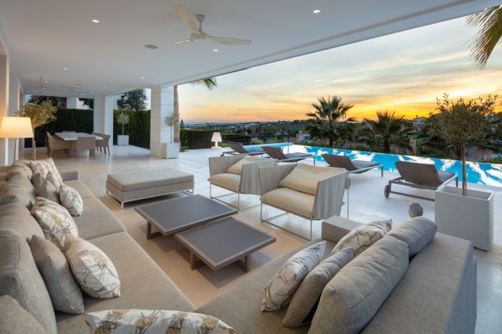 Los Olivos 5 - Propiedad con impresionantes vistas al mar