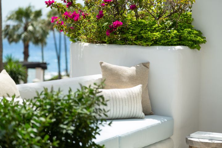 Puente Romano 2 - Luxurious Apartment featuring Modern Design in Puente Romano