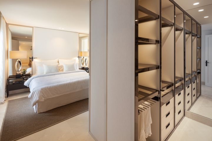 Puente Romano 2 - Luxurious Apartment featuring Modern Design in Puente Romano