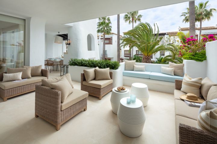 Puente Romano 2 - Luxurious Apartment featuring Modern Design in Puente Romano