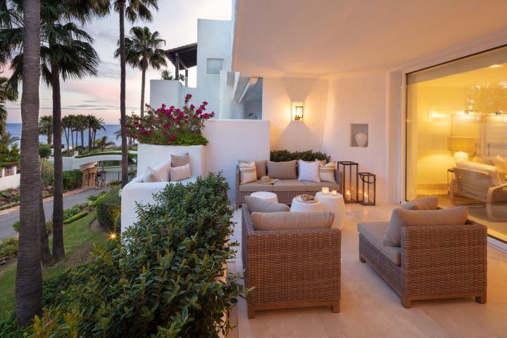 Puente Romano 2 - Luxurious Apartment featuring Modern Design in Puente Romano