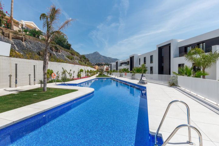 Stunning 3 bed apartment for rent in Nueva Andalucia - Modern Home with Andalusian Charm in Nueva Andalucia