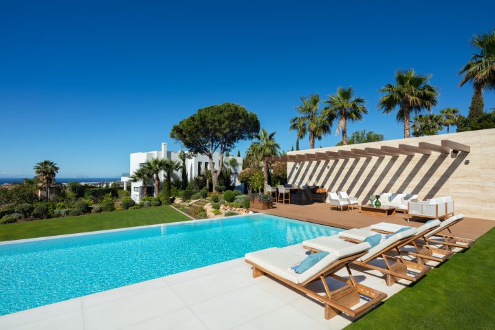 Villa avec 7 chambres et 8 salles de bain - Propriété fascinante dans une communauté fermée à Sierra Blanca
