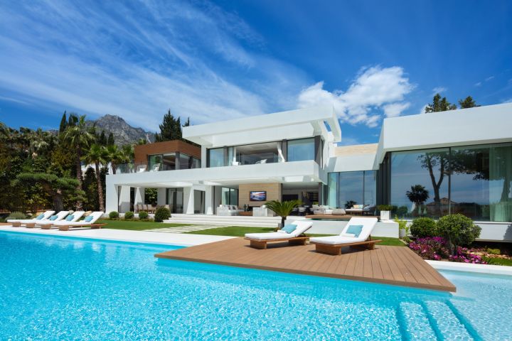 Villa avec 7 chambres et 8 salles de bain - Propriété fascinante dans une communauté fermée à Sierra Blanca