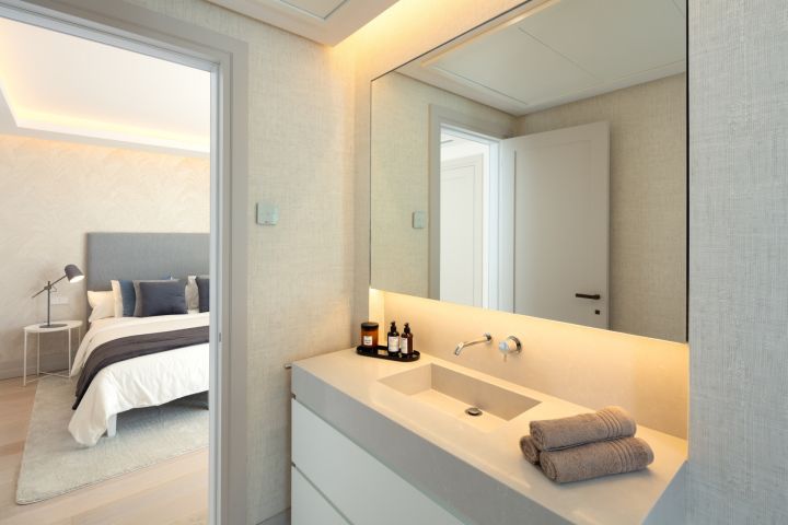 Villa Olivia - Impressive Villa with Stunning Sea Views