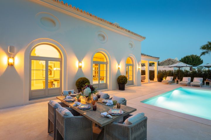 Villa avec 5 chambres et 6 salles de bain - Propriété élégante en première ligne de golf