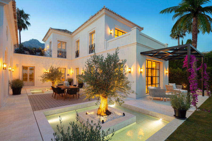 Villa avec 5 chambres et 6 salles de bain - Propriété élégante en première ligne de golf