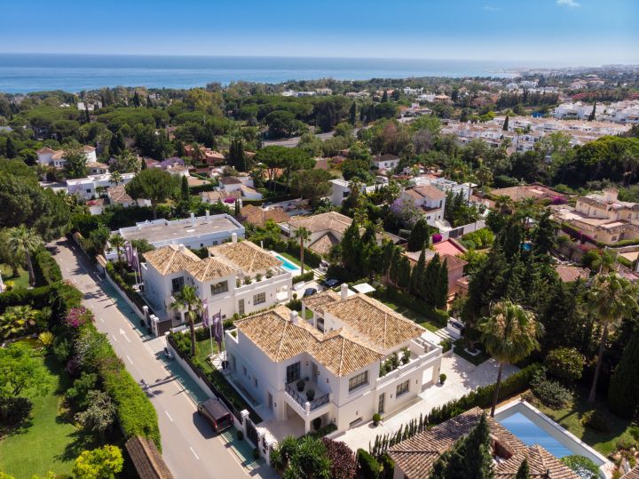 Villa avec 5 chambres et 6 salles de bain - Propriété élégante en première ligne de golf