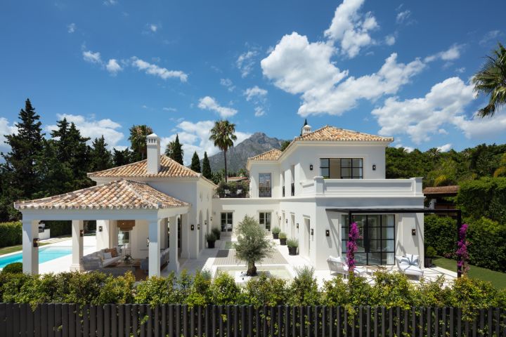 Villa avec 5 chambres et 6 salles de bain - Propriété élégante en première ligne de golf