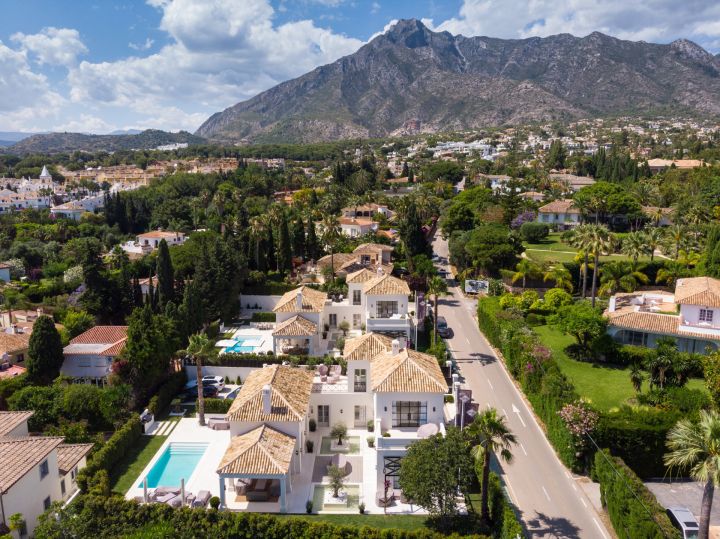Villa avec 5 chambres et 6 salles de bain - Propriété élégante en première ligne de golf