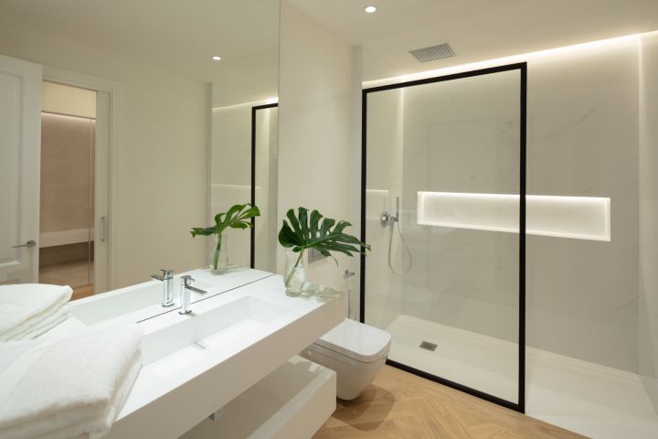 Villa avec 5 chambres et 6 salles de bain - Propriété élégante en première ligne de golf